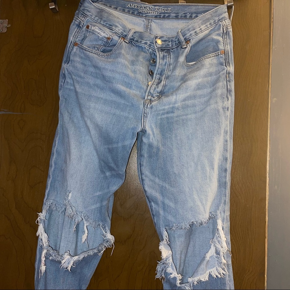 American Eagle Mom Jeans